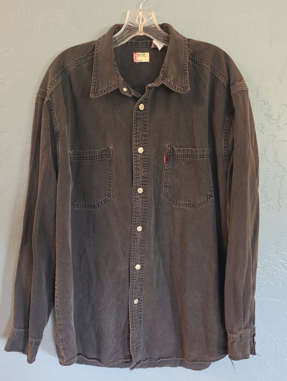 VTG Light Distressed Metal Button Levi's Washed Black Denim Shirt Jacket